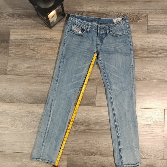 Women's Denim - Picture 4 of 4